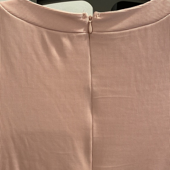 Guess Long Sleeve Dress Medium Mauve Color. Really beautiful. Used once. - Picture 6 of 11